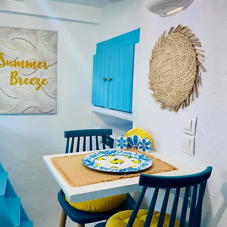 Summer Breeze With Sea Views In Loulis Kea! *