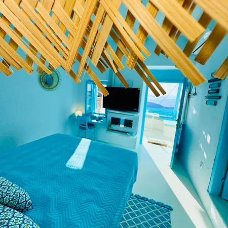 Summer Breeze With Sea Views In Loulis Kea! *