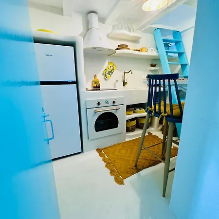 Summer Breeze With Sea Views In Loulis Kea! Ioulis